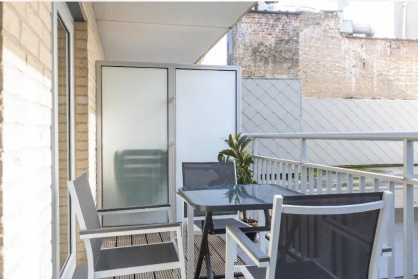 Luxe Appartement Met 2 Terrassen En 2 Slaapkamers En Gratis Fietsen Ostend Belgium